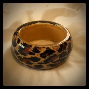 Acrylic chunky leopard bangle bracelet
